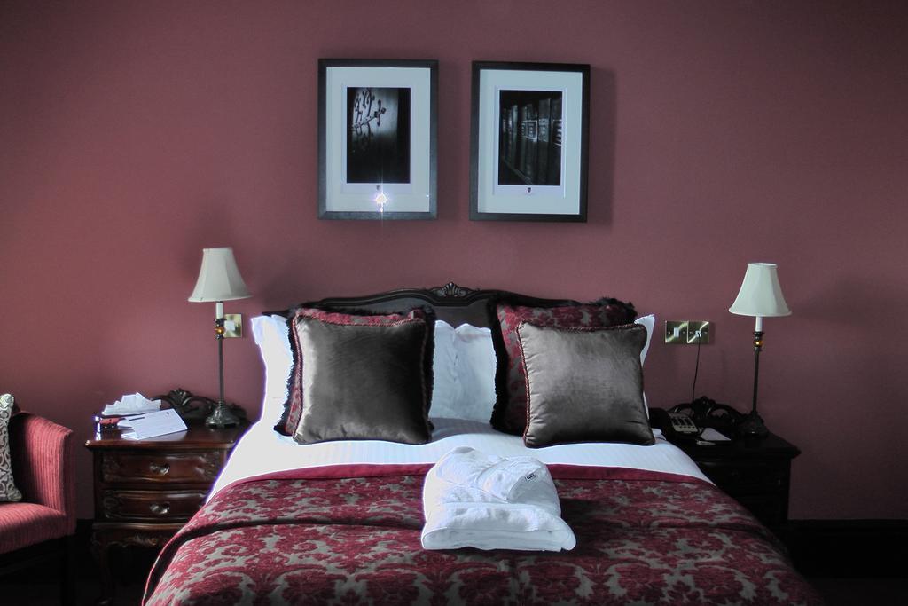 Peckforton Castle Tarporley Bilik gambar